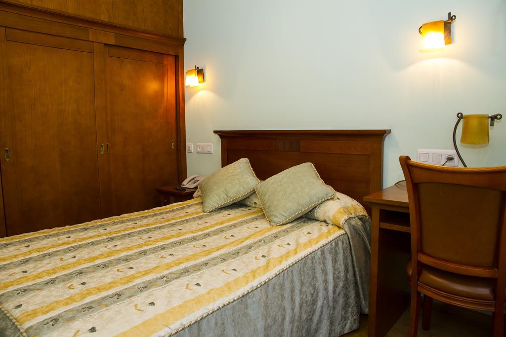 14 Hotel Pravia